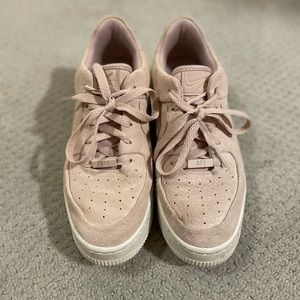 Nike Air Force 1 Sage Low (in Baby Pink)